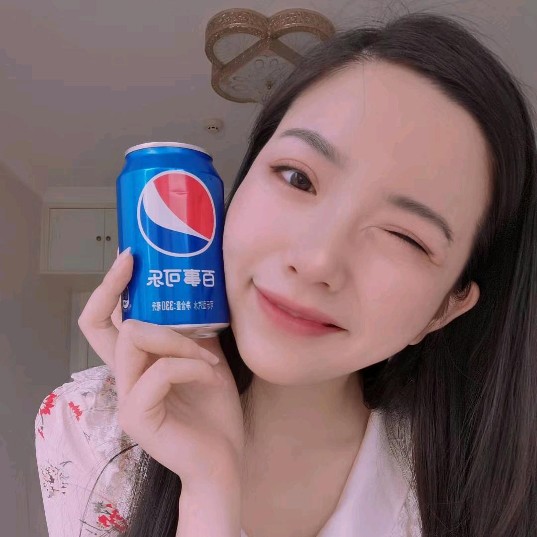 沙依巴克区新奇广场鑫鑫飞扬百货