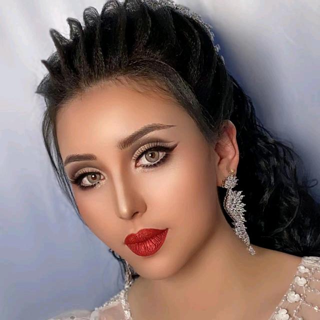 墨玉县阿克萨拉依乡笑容美容美发店