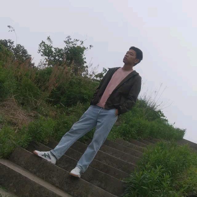 翱翔🌴
