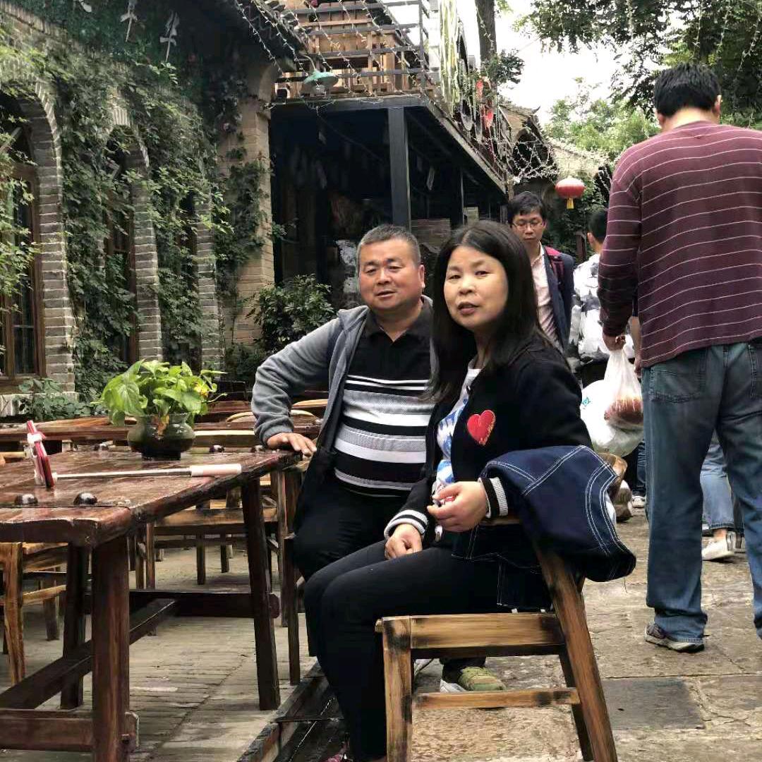李卫东