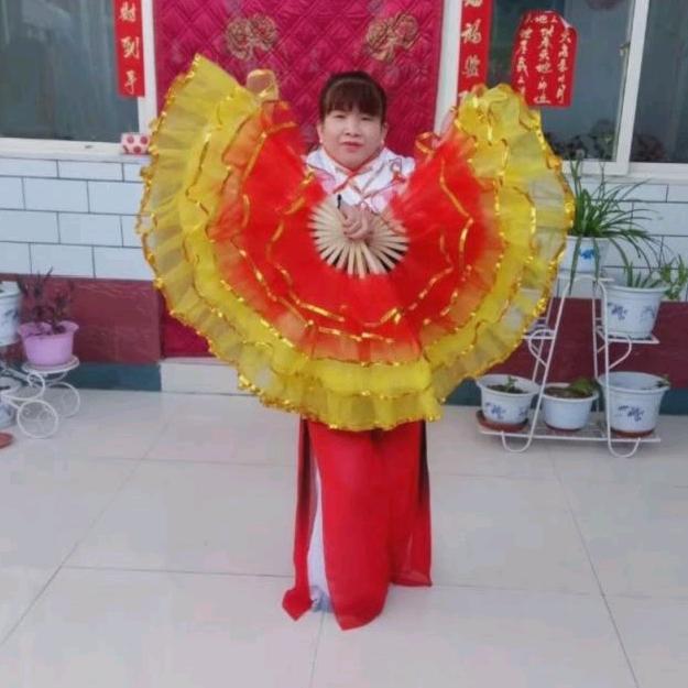 爱跳舞的芬姐拒绝练赞（好物在橱窗）