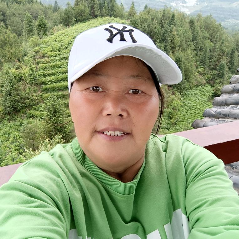63年的胖女祯华