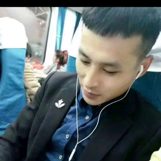 温加男
