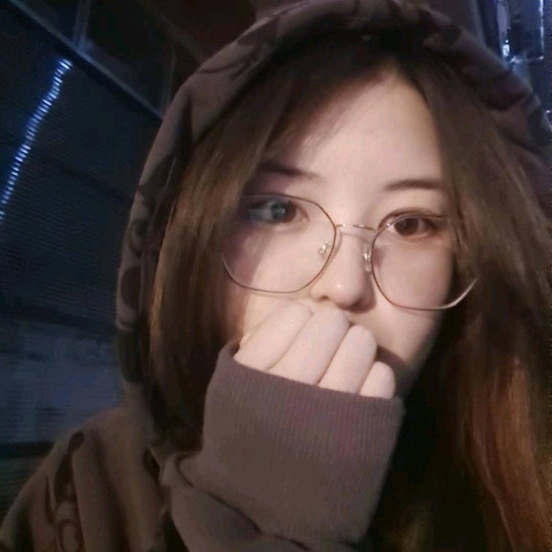 既白