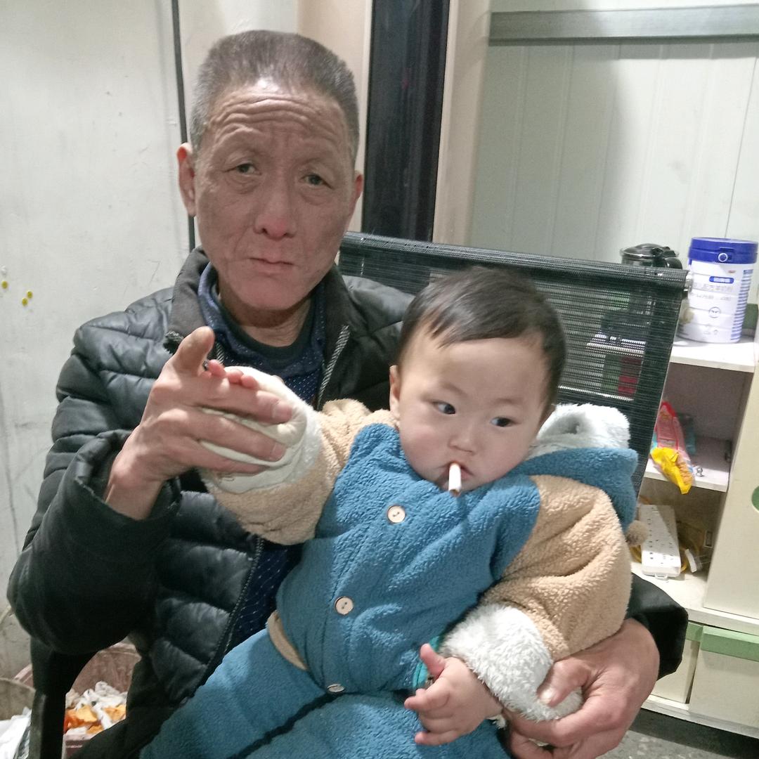 老小孩小六子