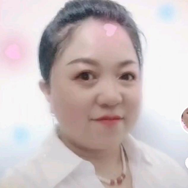 爱笑的小玉玉