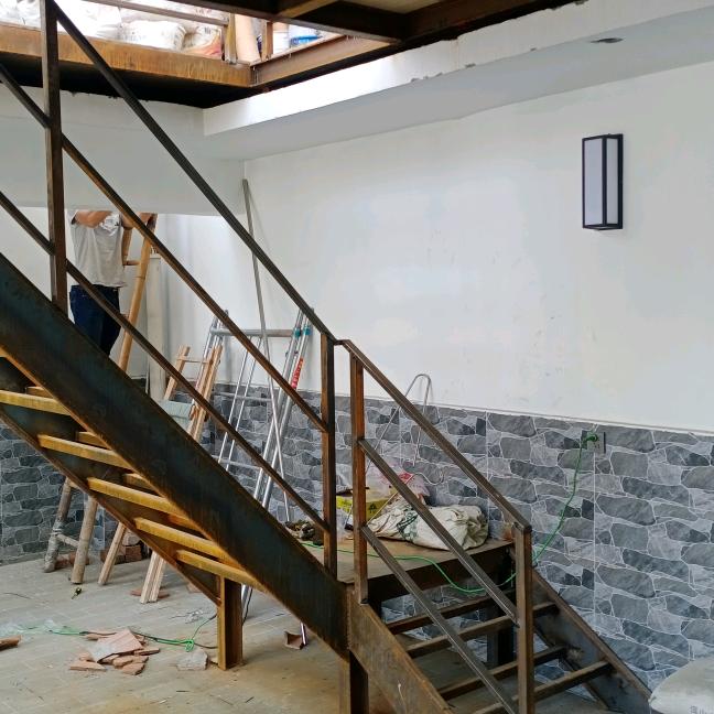 梓潼县铭洋装饰  门窗  彩钢50一平