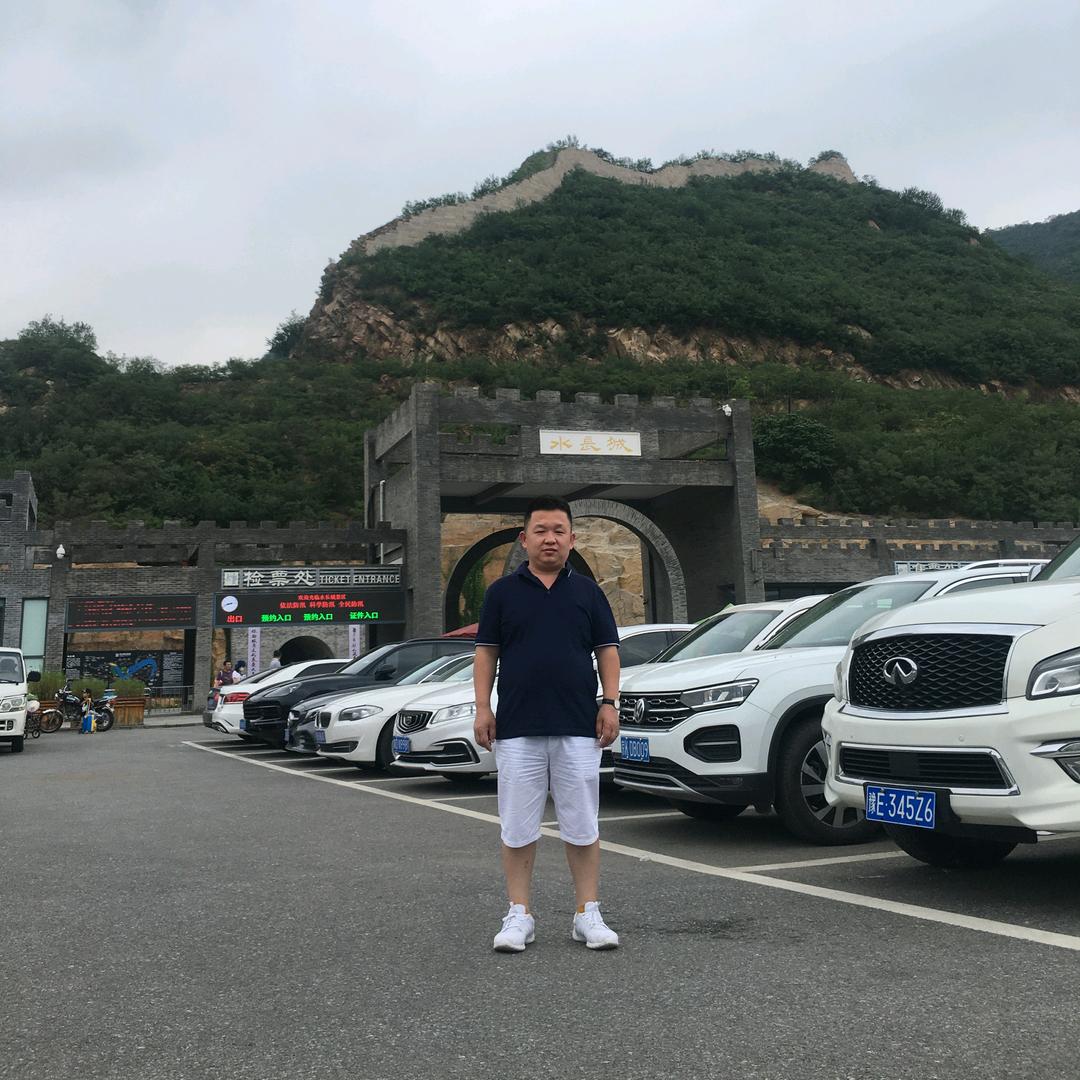 闫磊