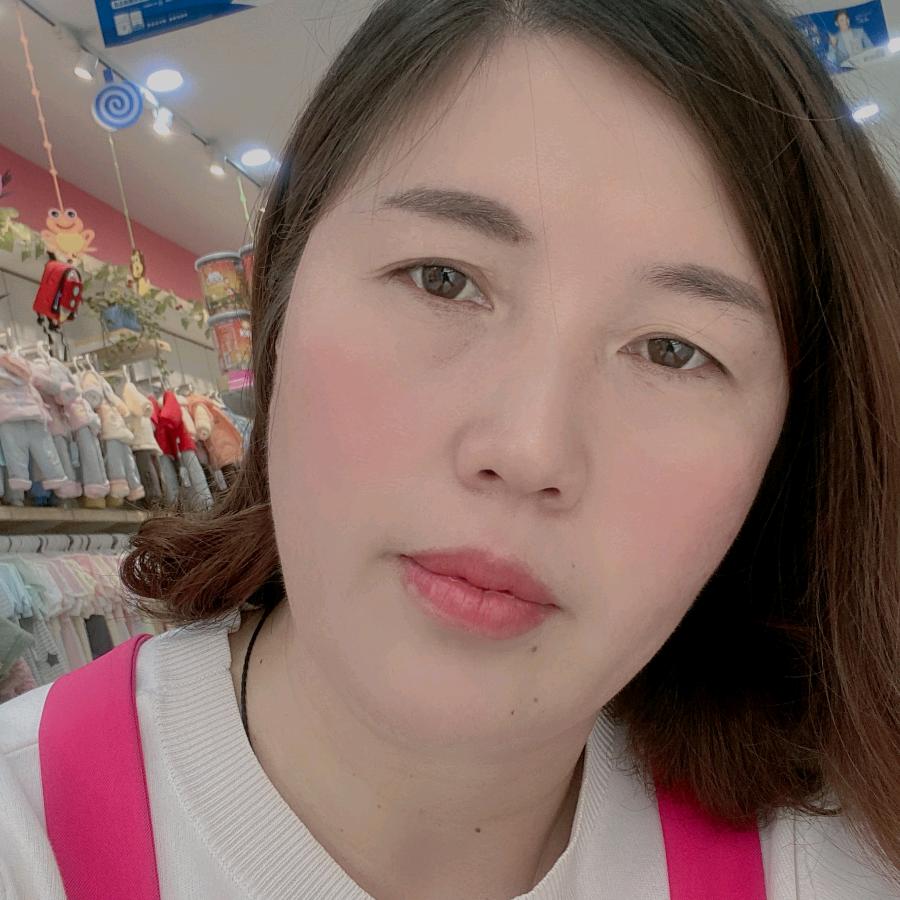 许家坝优康宝贝胡顺蓉