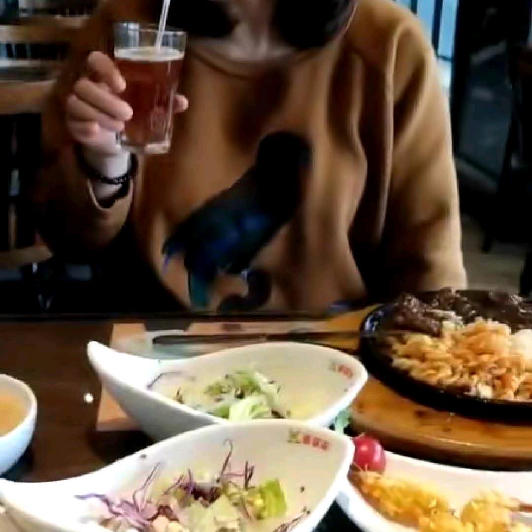 三妮