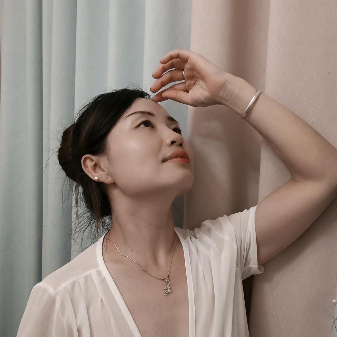 敏儿飞扬首播