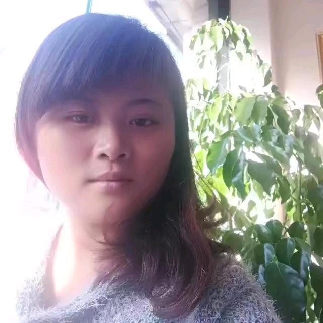 黄英