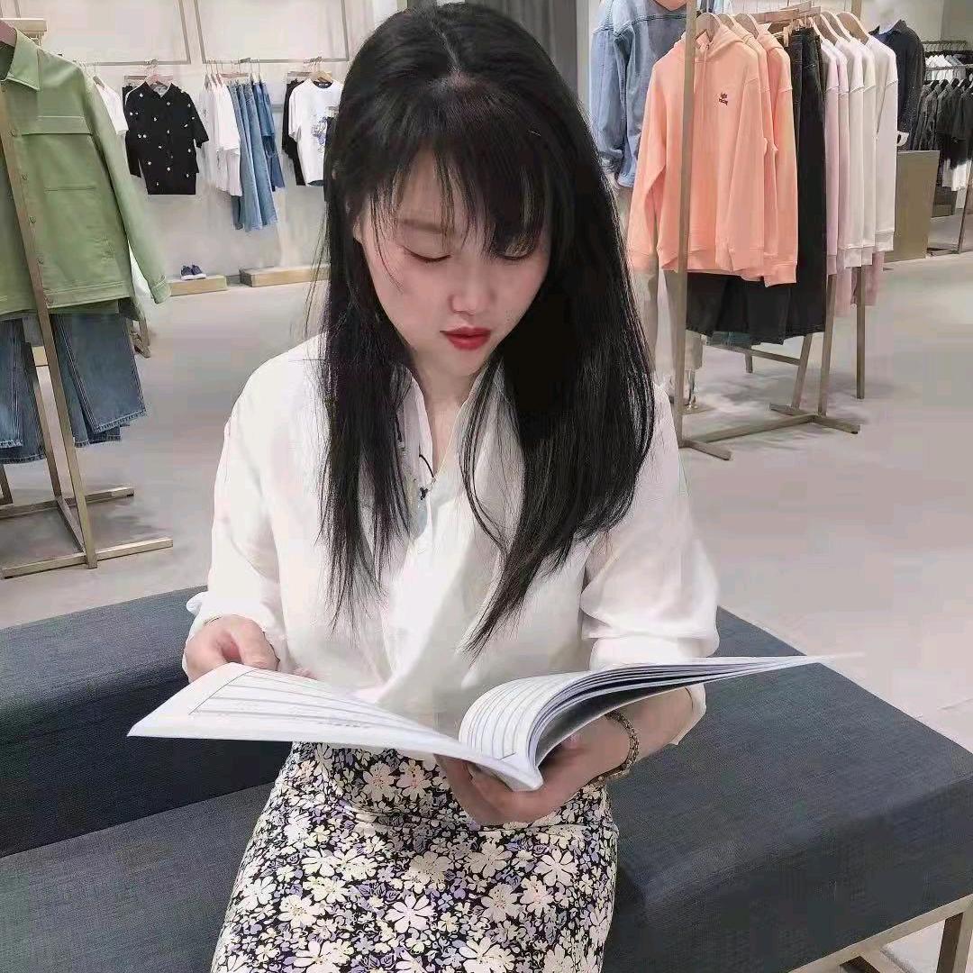 君莫笑