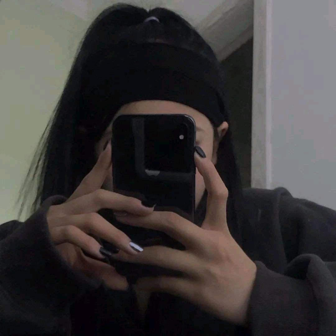 @爱舞朵麻《橱窗》
