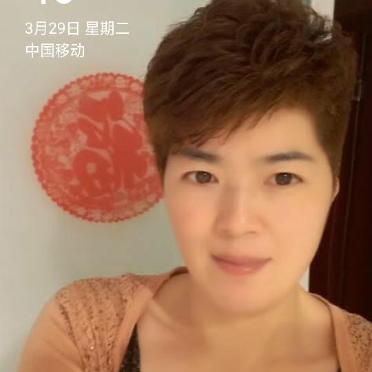 品信铝型材销售蔡姐