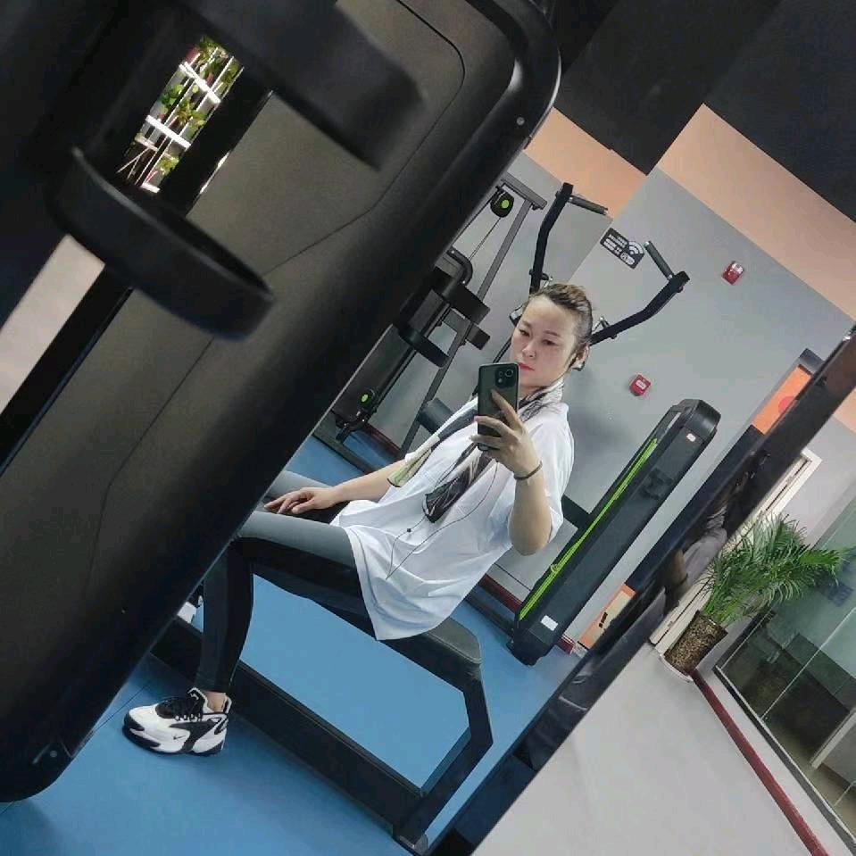 石斛灵芝茶叶姐