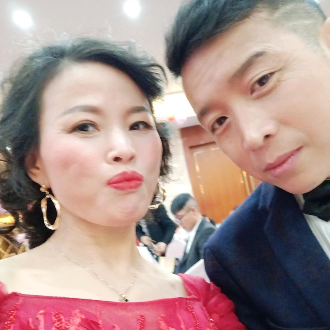 爱运动的小龙女