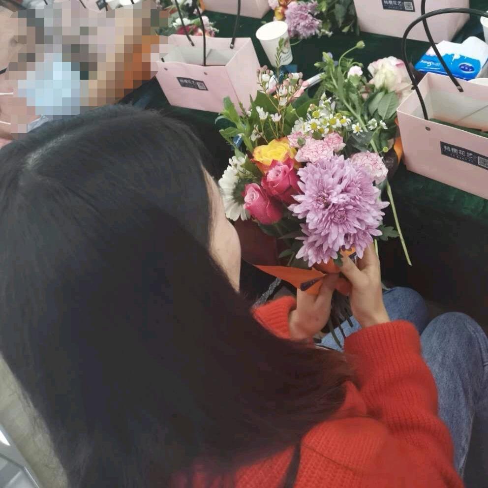 荞汐妈妈