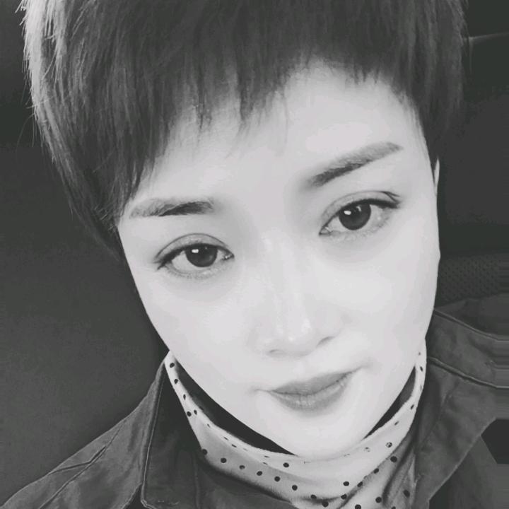 快乐滴志华