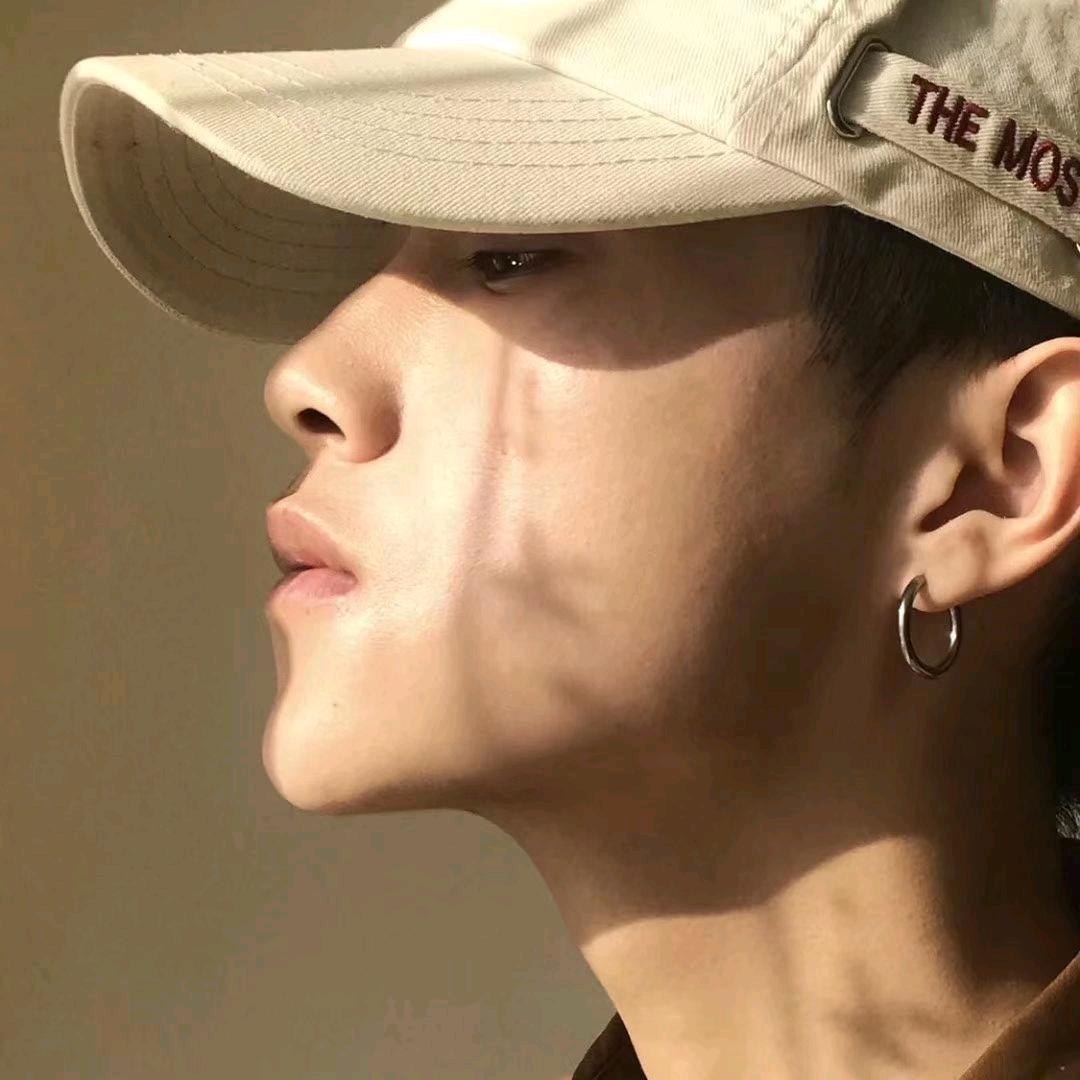 小王的小胡