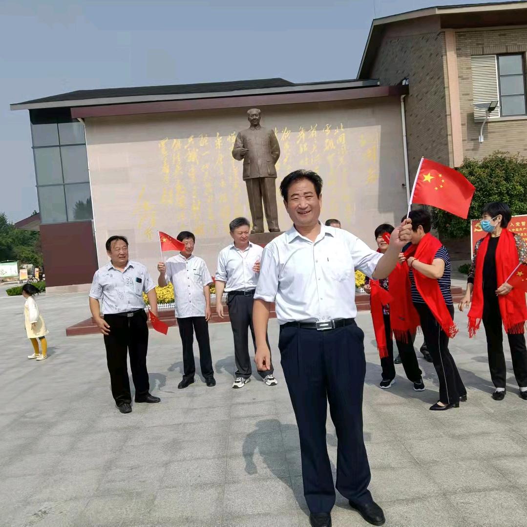 皇三虎