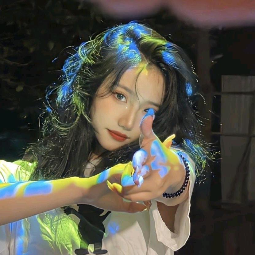 星光尽头的千玺.