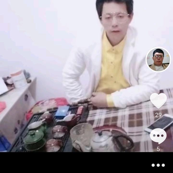 有苦有甜 本人从事水电安装。