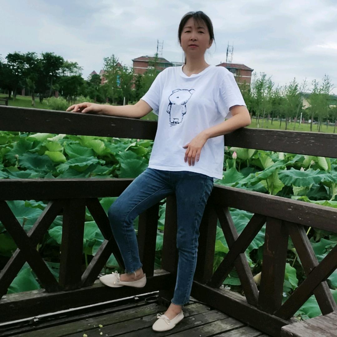 爱编织的曹曹