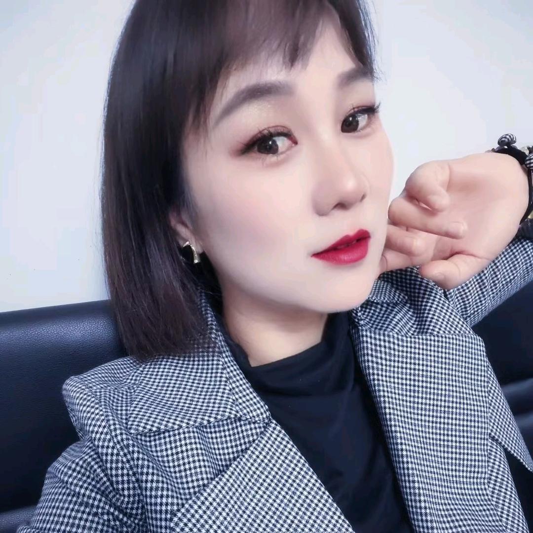 丘北浮木生花花卉店