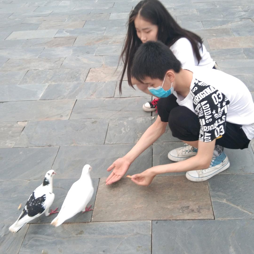 三堃永秀秀颜坊