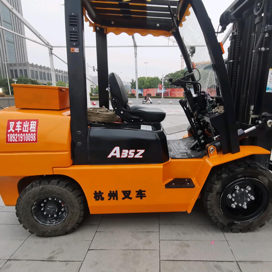 天蓝蓝宝应叉车出租