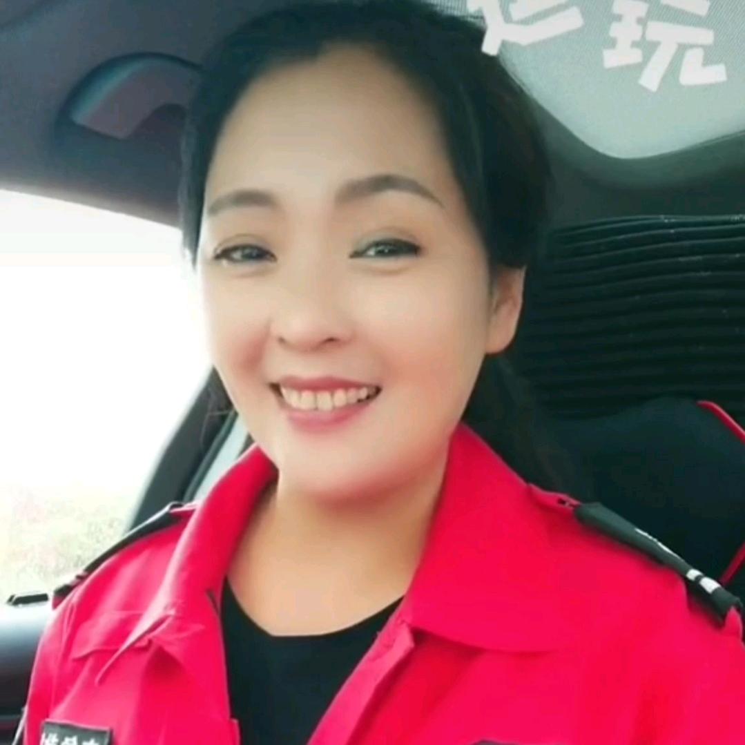 💞快乐的九妹💞
