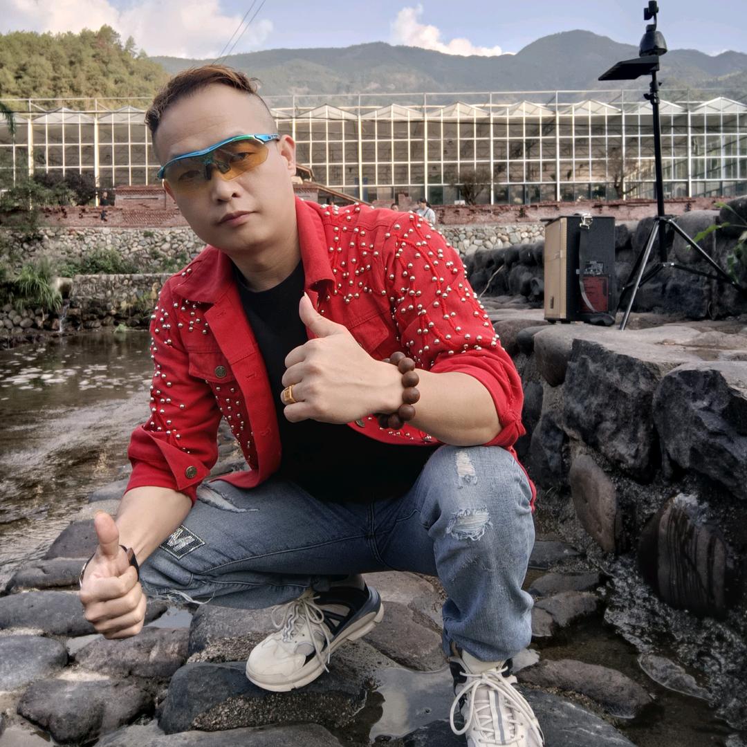 简单哥🎤