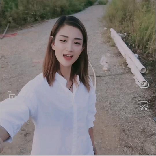 上蔡达人探店小姐姐