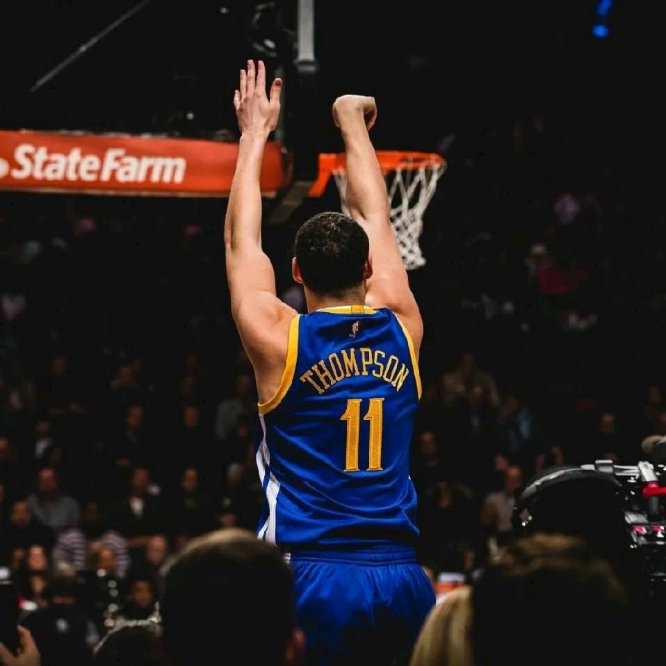 田径场的黄教练