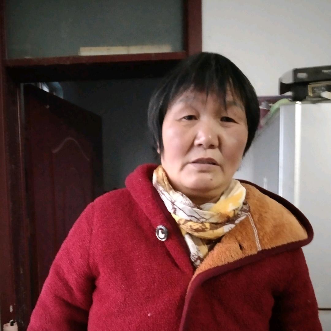 张成奶（开播晚上7:10分）直播