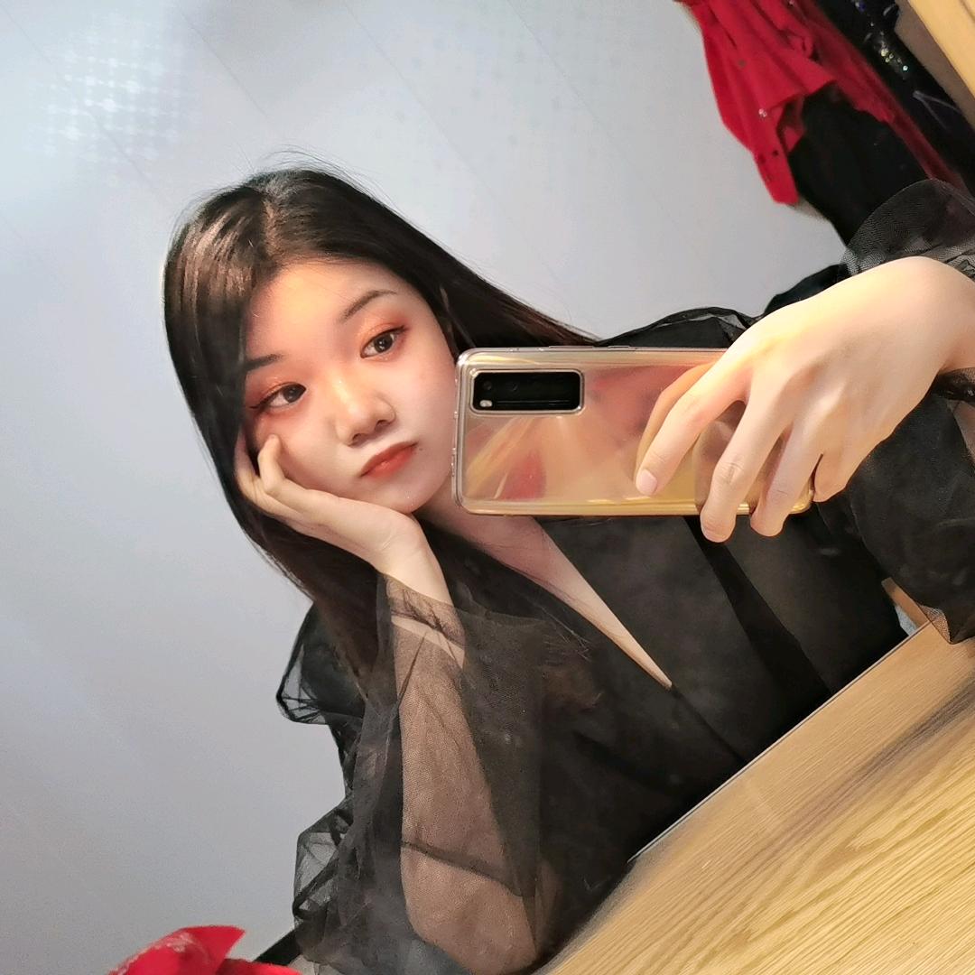 柠檬味的小仙女❤