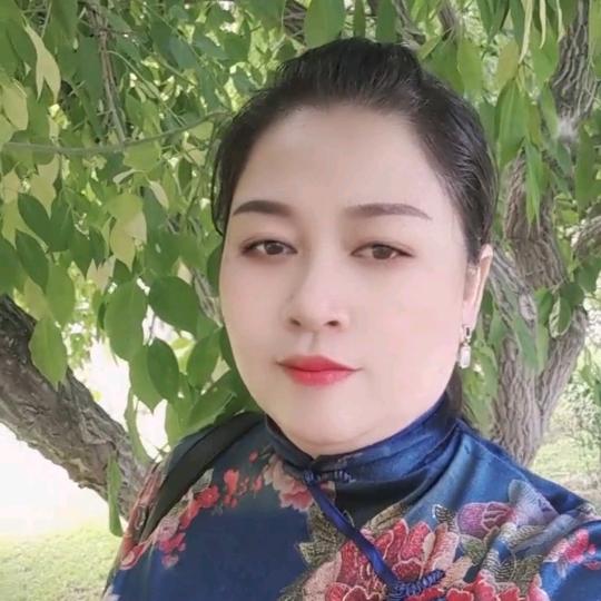 话在嘴里痛在心里