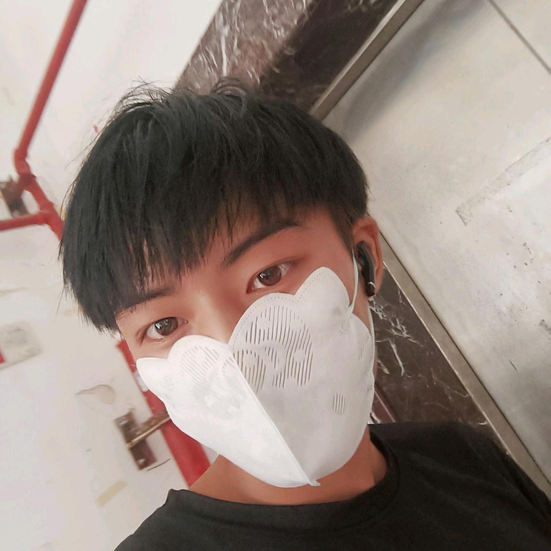 王先生，