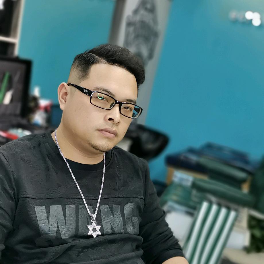 绅士馆专业男发官方号