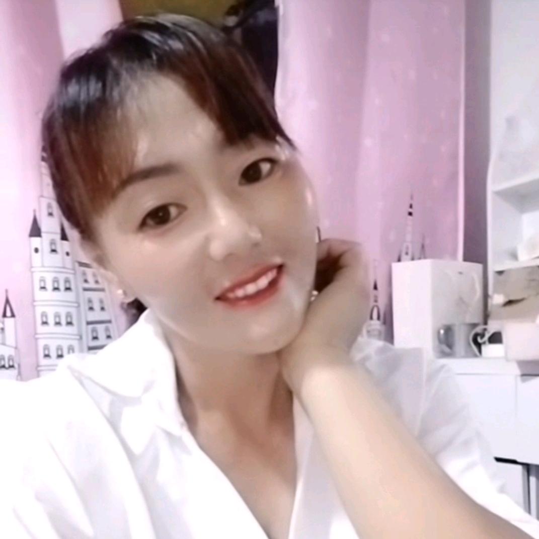 折扇细美人