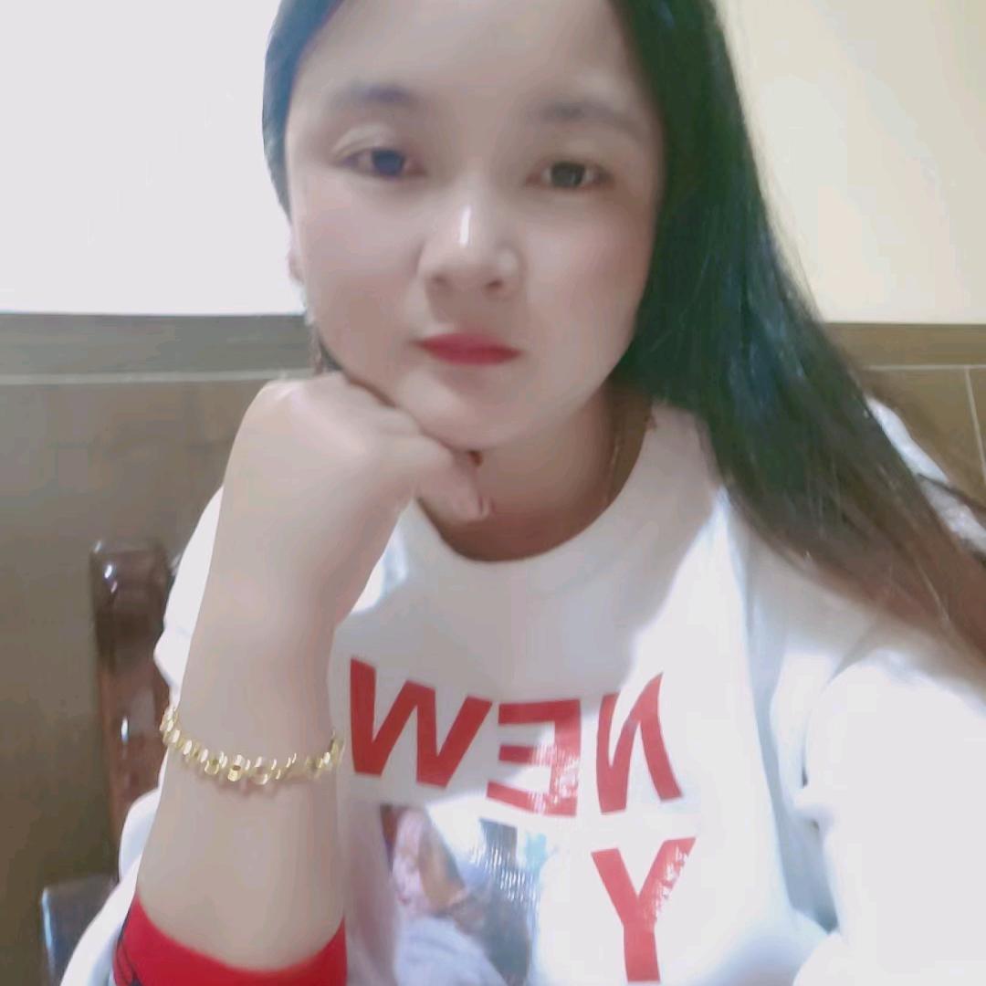 单只蝴蝶