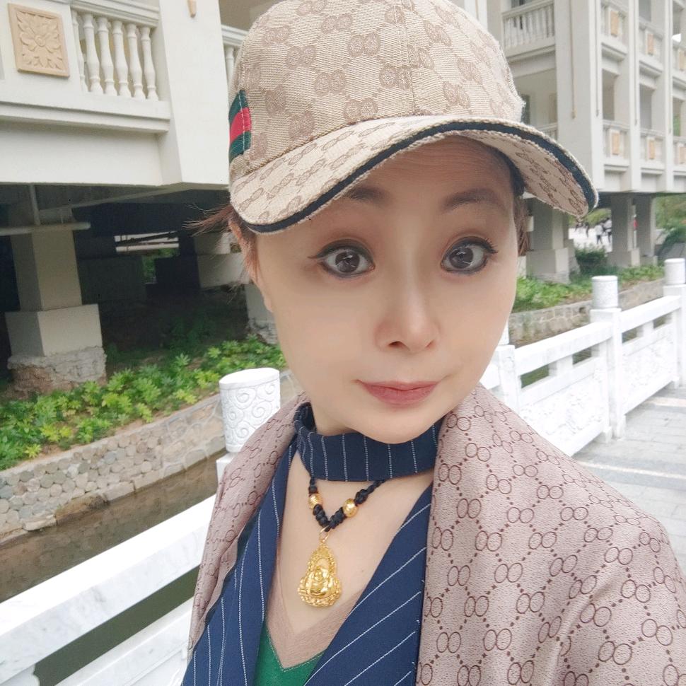 坚强《73的单身妈妈》