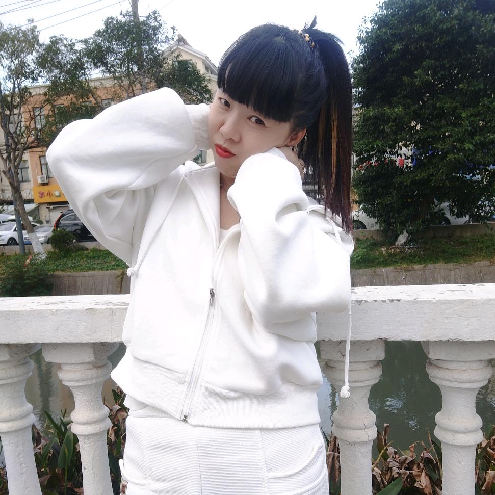小飞♞