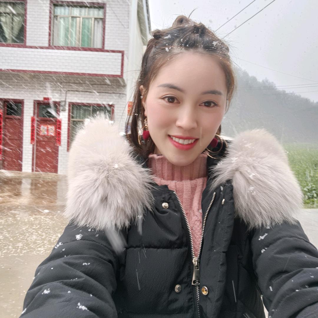 ꧁༺倾尽年华终是梦༒༻