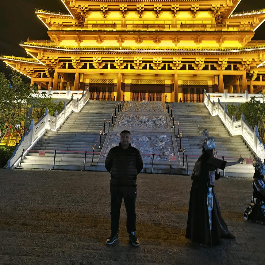 三杰汽车行