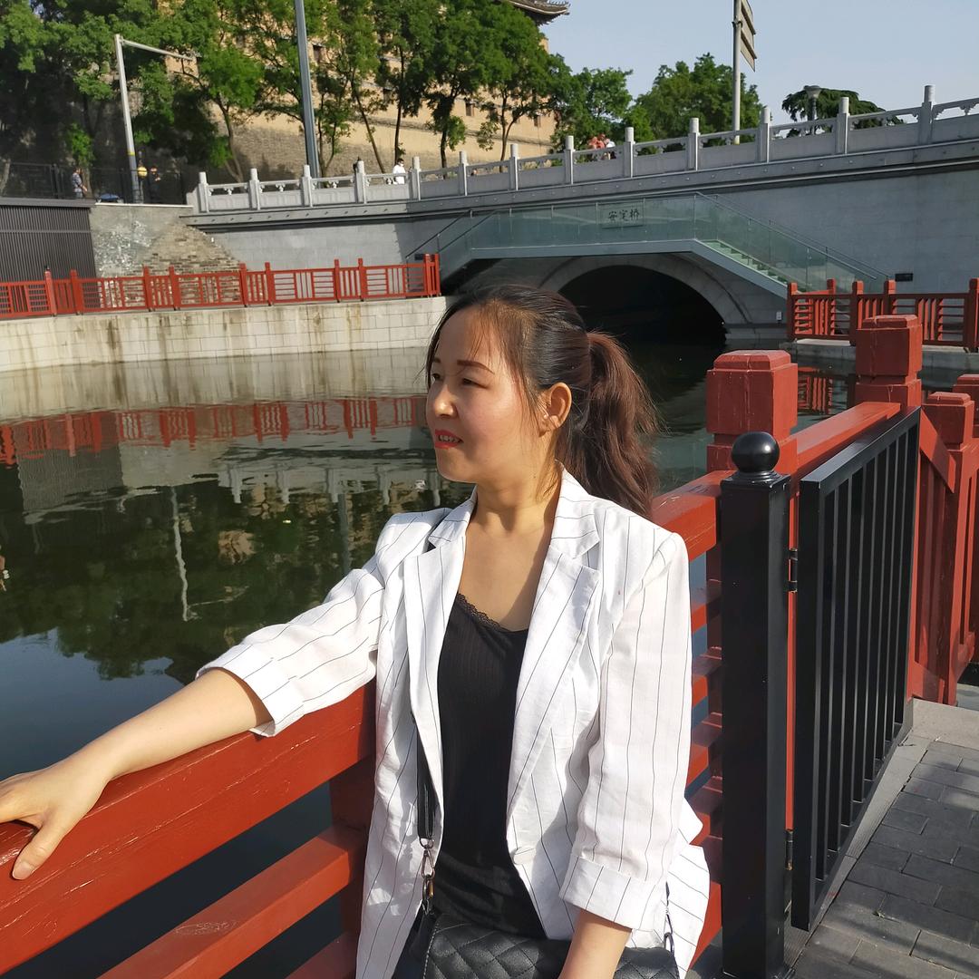 不死的小强