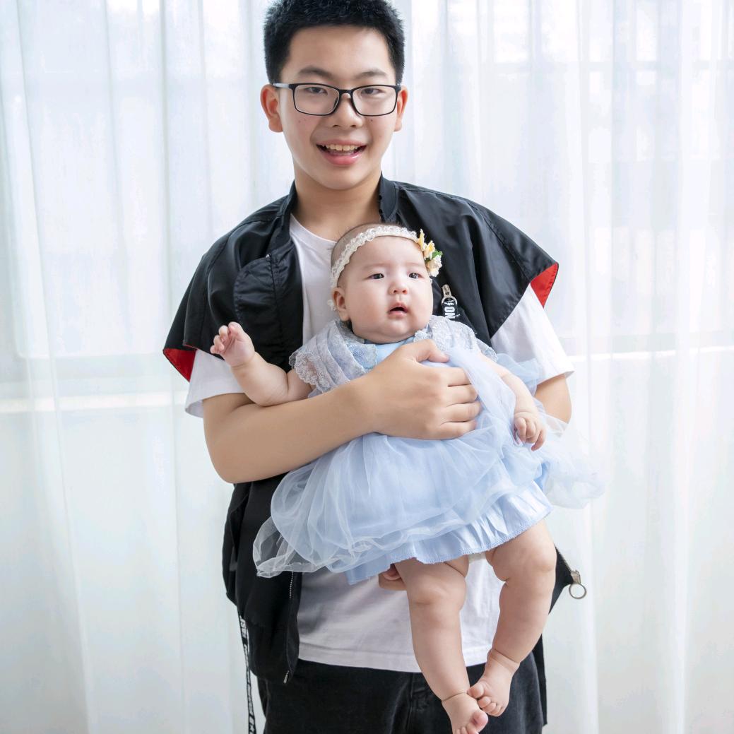 骆吉👉心怀阳光一路前行