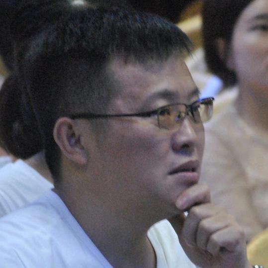 金裕滴胶商标礼品机器制造商