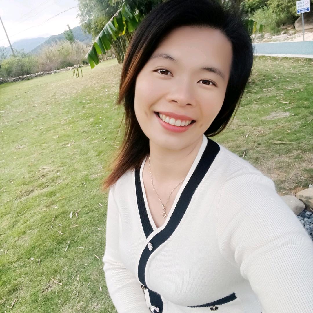 Janie  Huang